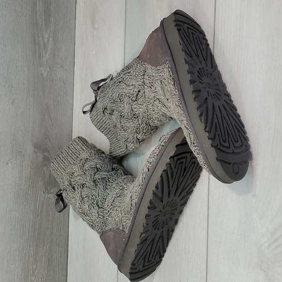 Ugg Australia Women IIsa Cardi Sweater Ankle Bows Boots shoes sz 7 - Picture 10 of 12